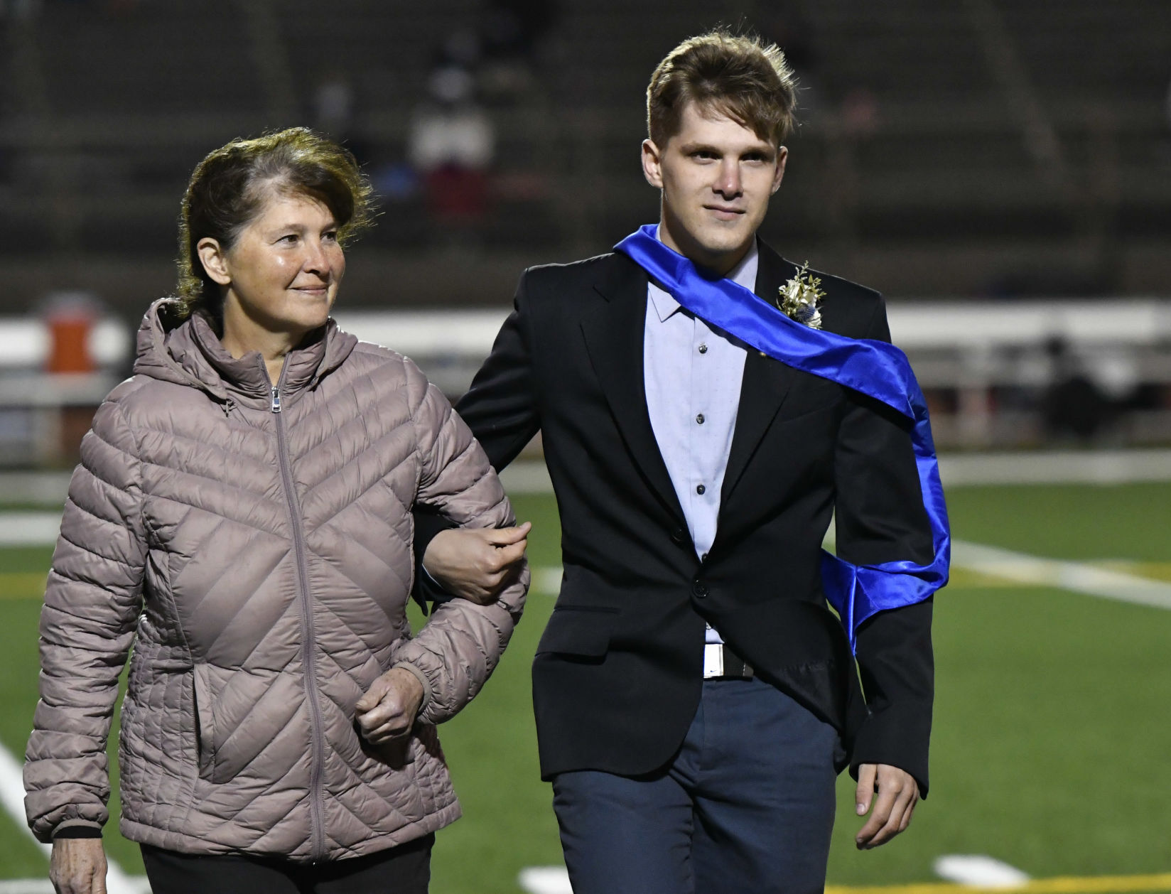 040221 Lompoc Homecoming 14.JPG